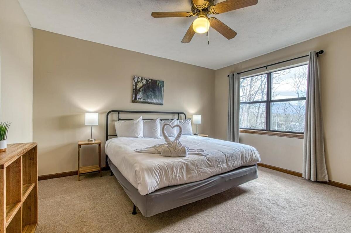 Pinecrest Townhomes-1King-2Queen Unit-Updated Pigeon Forge Esterno foto