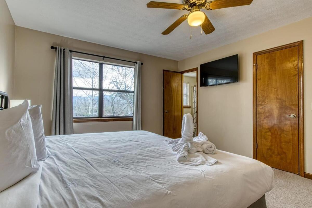 Pinecrest Townhomes-1King-2Queen Unit-Updated Pigeon Forge Esterno foto