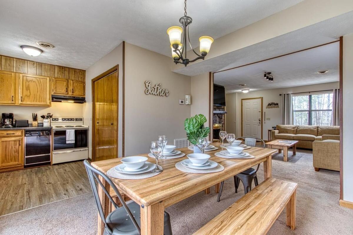Pinecrest Townhomes-1King-2Queen Unit-Updated Pigeon Forge Esterno foto